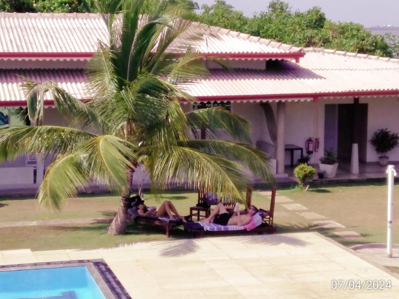 Nilakma Lagoon Negombo Dış mekan fotoğraf