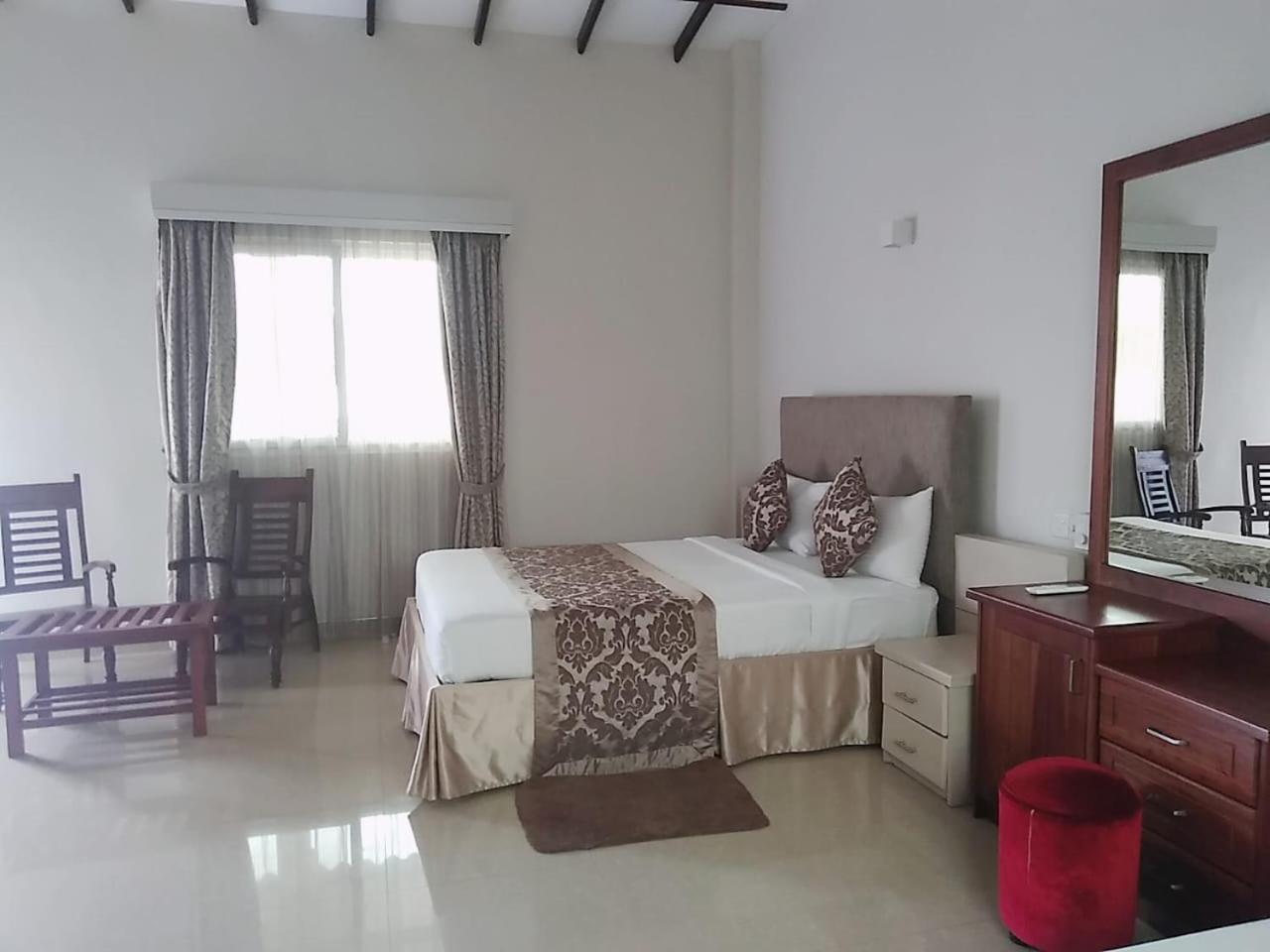 Nilakma Lagoon Negombo Dış mekan fotoğraf
